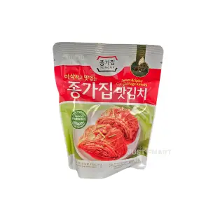 Chongga Mat Kimchi (Cut Cabbage Kimchi), 200g